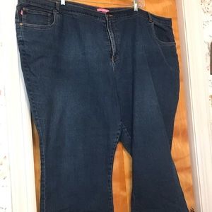 Women’s Plus Jeans